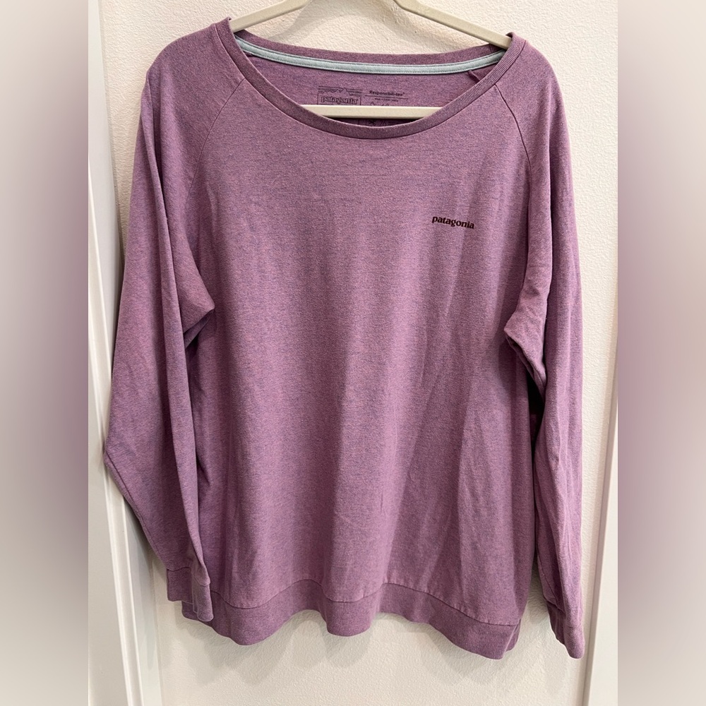 Patagonia Women's Long Sleeve Tee size XL